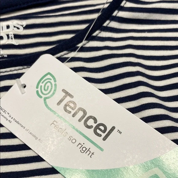 Lands' End Navy Blue and White Striped Long Sleeve Tee NWT - Picture 3 of 6